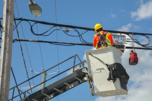 14 Things to Know about Using an Aerial Lift