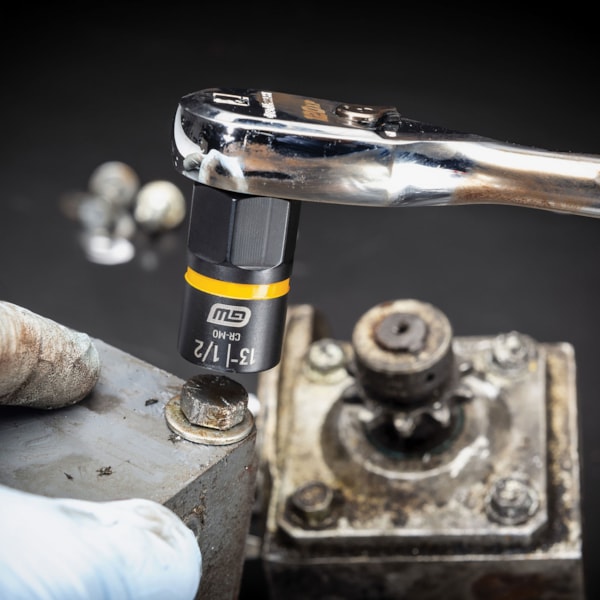 Bolt Biter™ 8-Piece 1/4" & 3/8" Drive Impact Extraction Socket Set