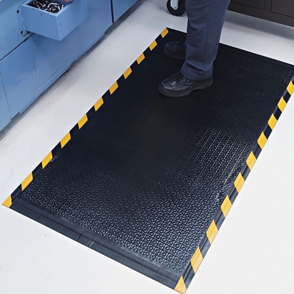 DuraComfort Textured Surface Mat | Black 2' x 3'