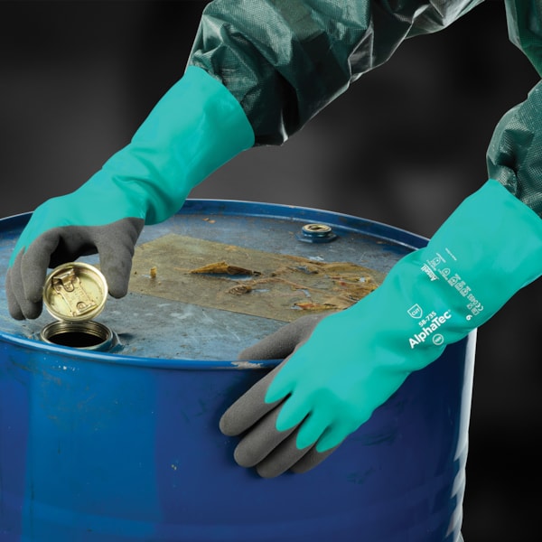 AlphaTec®  INTERCEPT™ 39 mil Lined 13.75" Chemical & Level A3 Cut Resistant Nitrile Gloves