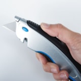 Sport Self-Retracting Safety Utility Knife thumbnail 4