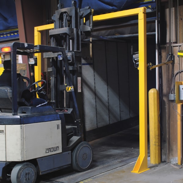 8' x 8' Overhead Door Warning Barrier