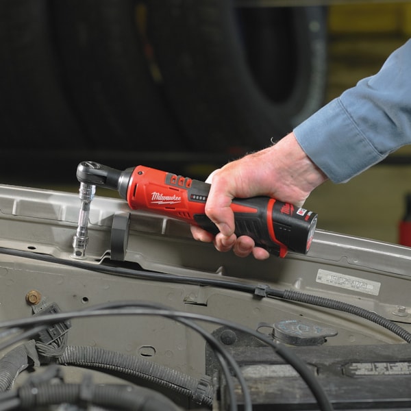 M12™ Cordless 3/8" Sub-Compact Ratchet Kit