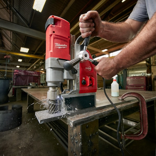 13 AMP 1 5/8" Electromagnetic Drill Press Kit