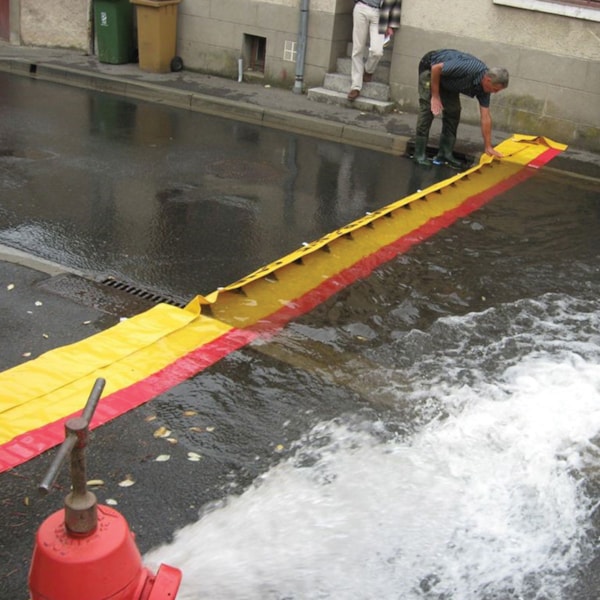 14" x 30' Portable Self-Rising Water-Gate WL