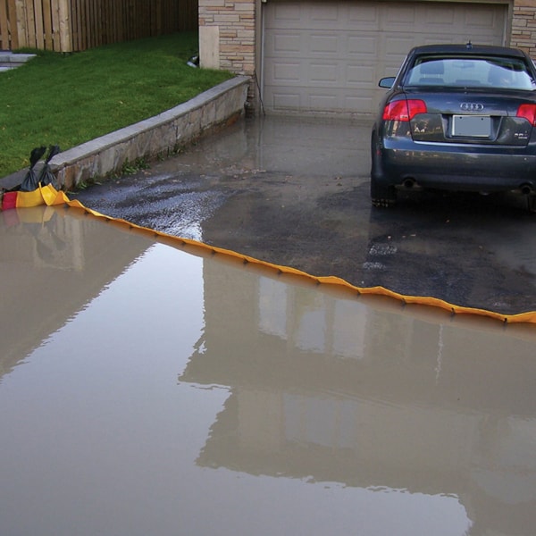 14" x 50' Portable Self-Rising Water-Gate WL