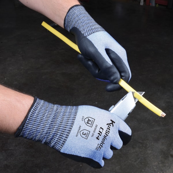 Touchscreen PPU Palm Coated HPPE/Metal Blend Level A4 Cut Resistant Gloves