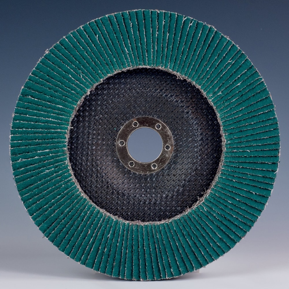 Flap Disc 577F, T27 Giant 4-1/2 in x 7/8 in 80 YF-weight, 10 per case