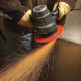 Cubitron™ II Fibre Disc 982C, 5 in x 7/8 in 36+, 25 per inner 100 per case thumbnail 2