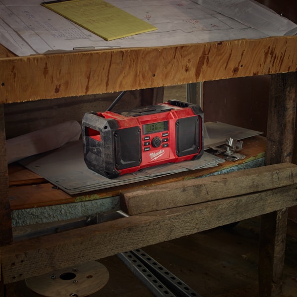 M18™ Jobsite Radio