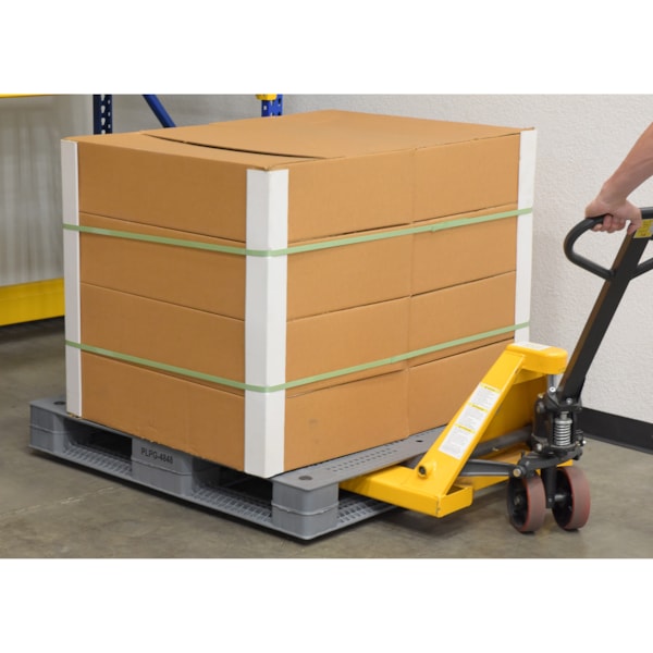 47 1/4" x 47 1/4" x 6" 6600 lb. Capacity Plastic Pallet