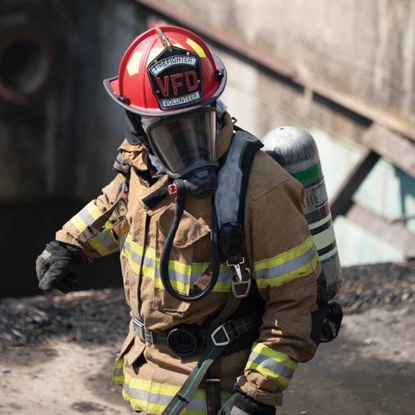 UST™-LW Super Lightweight Traditional Style Fire Helmet with ReTrak® Integrated Visor