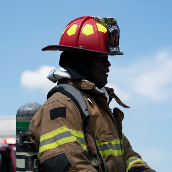 UST™-LW Super Lightweight Traditional Style Fire Helmet with ReTrak® Integrated Visor