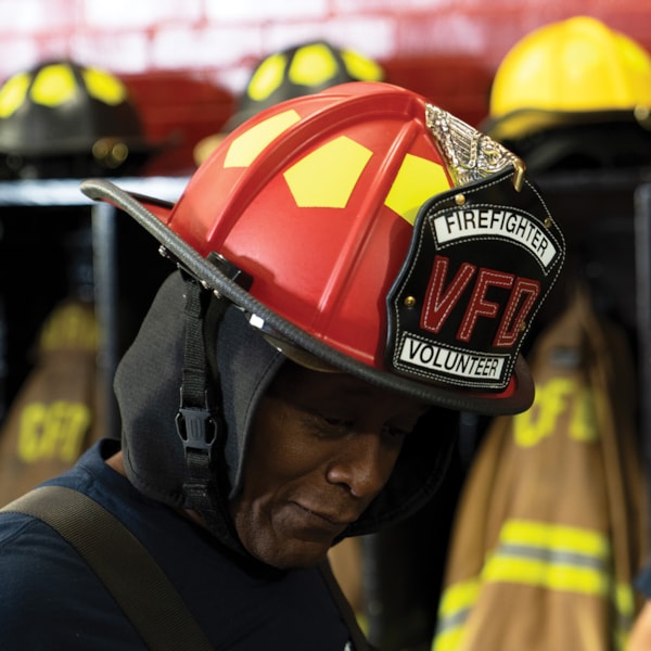 UST™-LW Super Lightweight Traditional Style Fire Helmet with ReTrak® Integrated Visor