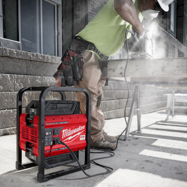 MX Fuel™ CARRY-ON™ 3600W/1800W Power Supply Generator 