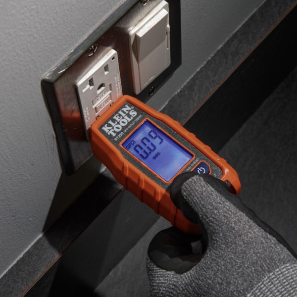 GFCI Receptacle Tester with LCD