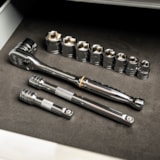 12 Pc. 3/8" Drive 6 Point Standard SAE Mechanics Tool Set thumbnail 3