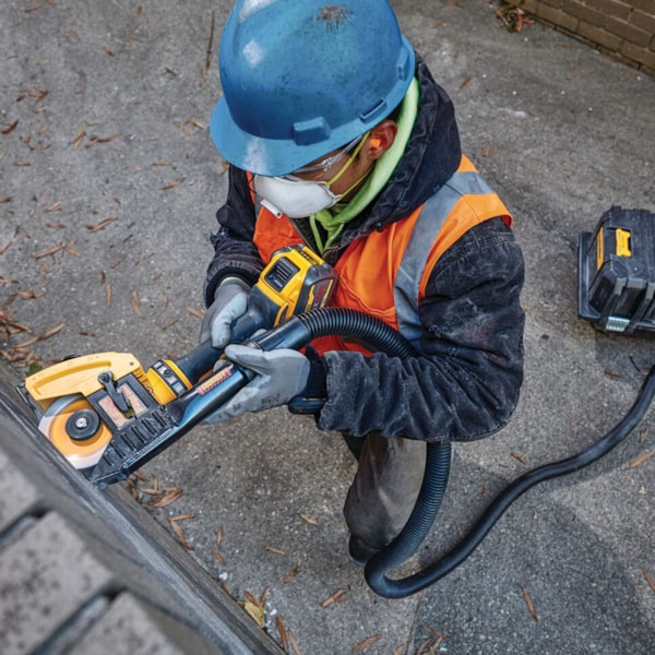 FLEXVOLT® 60V MAX* Brushless 4-1/2 in. - 6 in. Cordless Grinder with Kickback Brake (Tool Only)