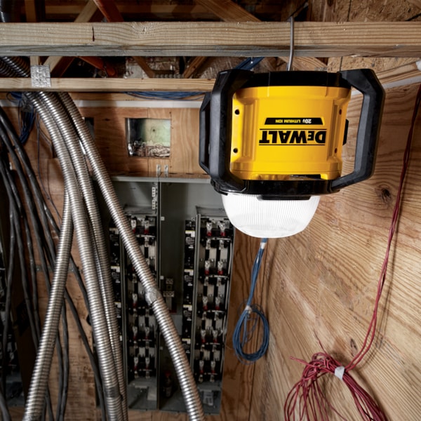 Tool Connect™ All-Purpose Cordless Work Light