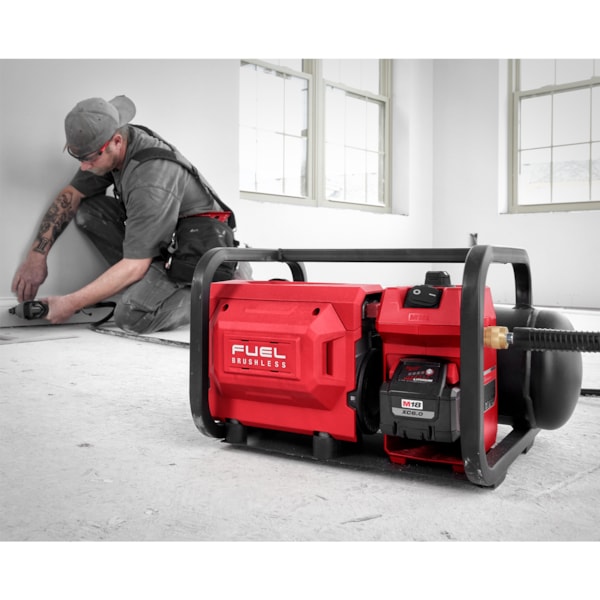 2 Gallon Compact Quiet Compressor