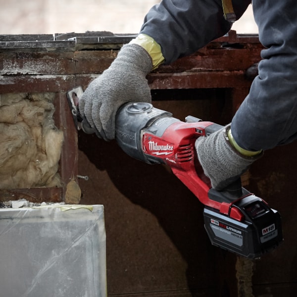 SUPER SAWZALL® Reciprocating Saw Kit