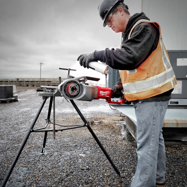  Pipe Threader with ONE-KEY™ Kit