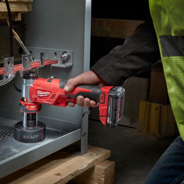 FORCE LOGIC™ 6T Knockout Tool 1/2" - 2" Kit