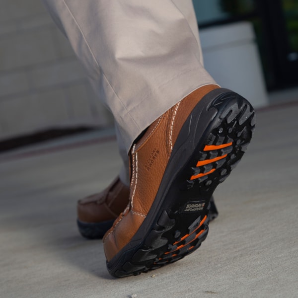 Men's Extreme Light Casual Slip On Composite Toe Shoe