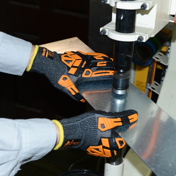 Cut Resistant A5 Gloves with TPR Protection